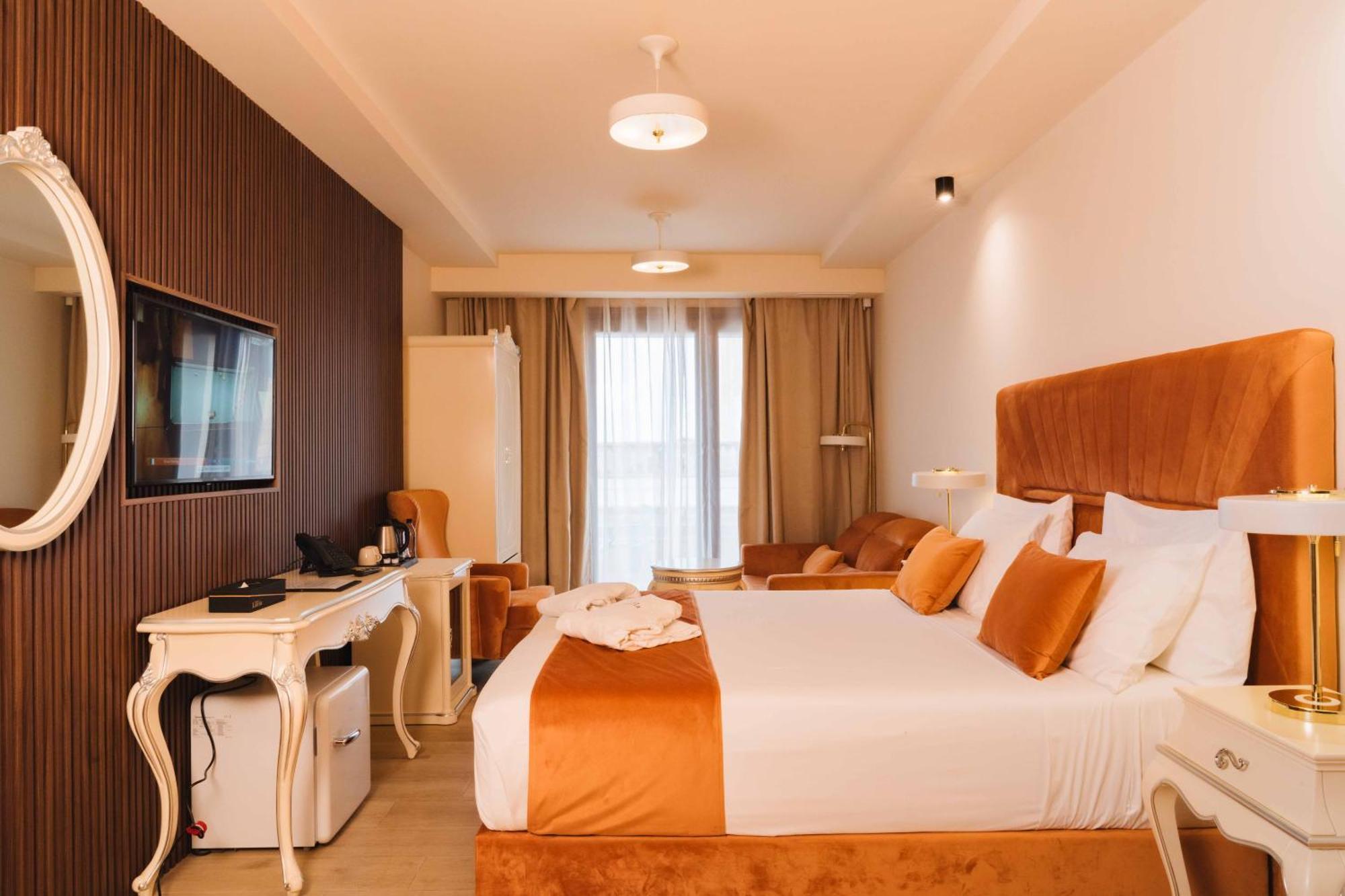 Santa Lucia Boutique Hotel 4*